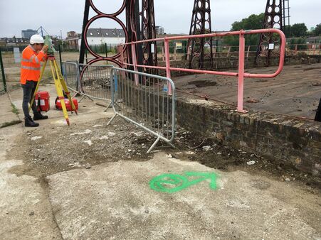Pc Monitoring London Gasholder Kings Park Road Staff 2
