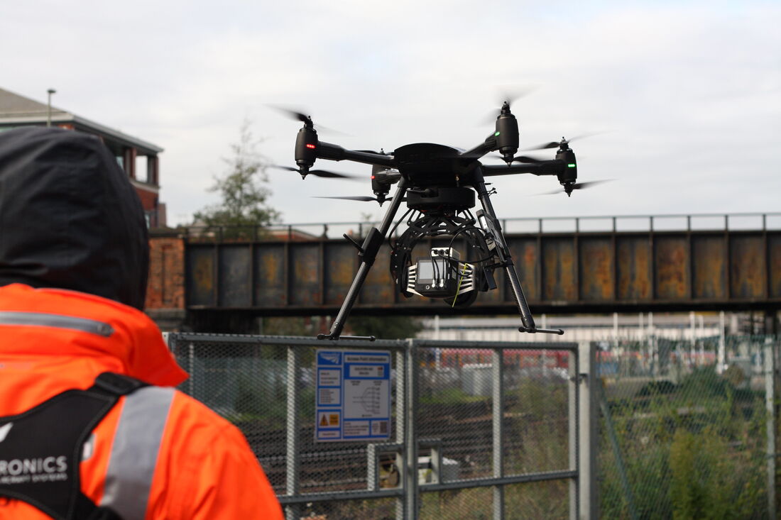 Vogel R3D being flown at Guildford Station