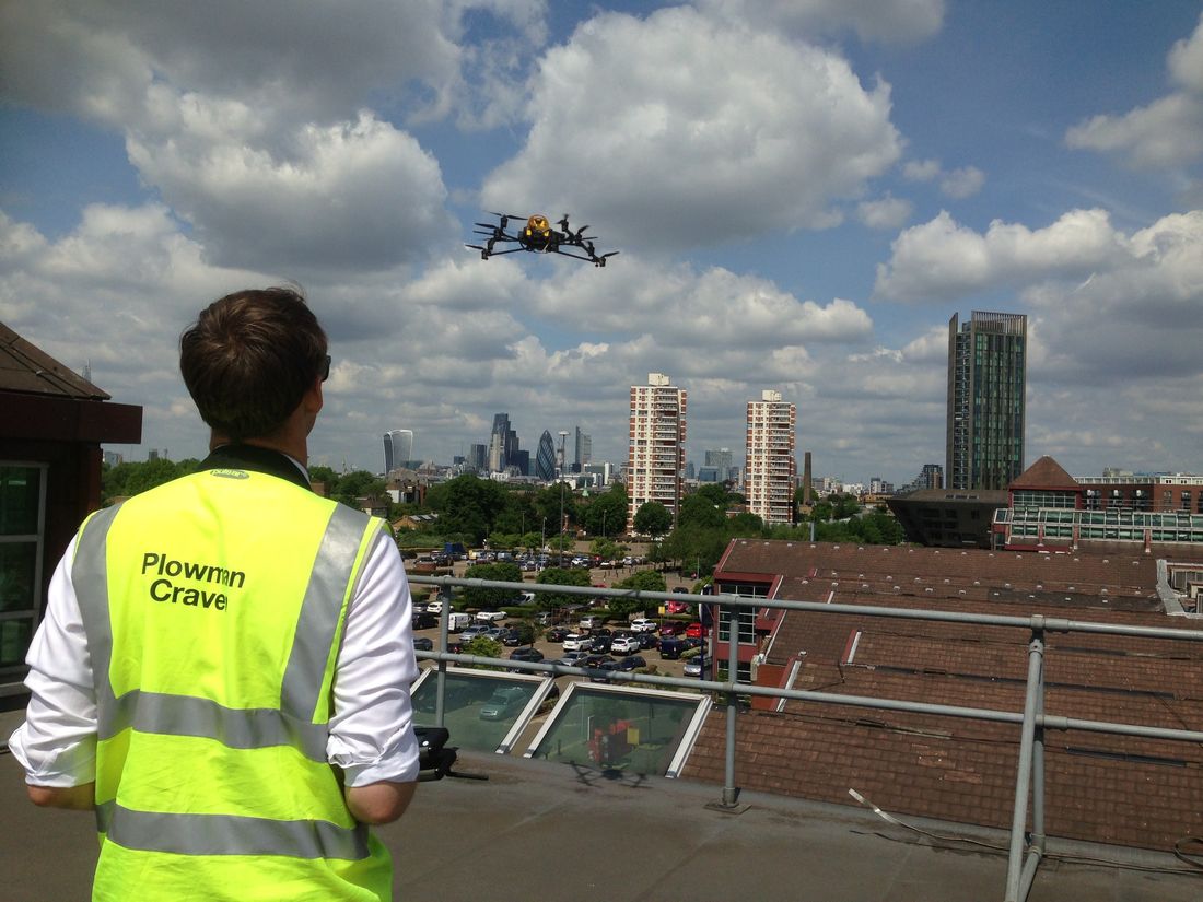A Plowman Craven pilot flying Vogel over central London