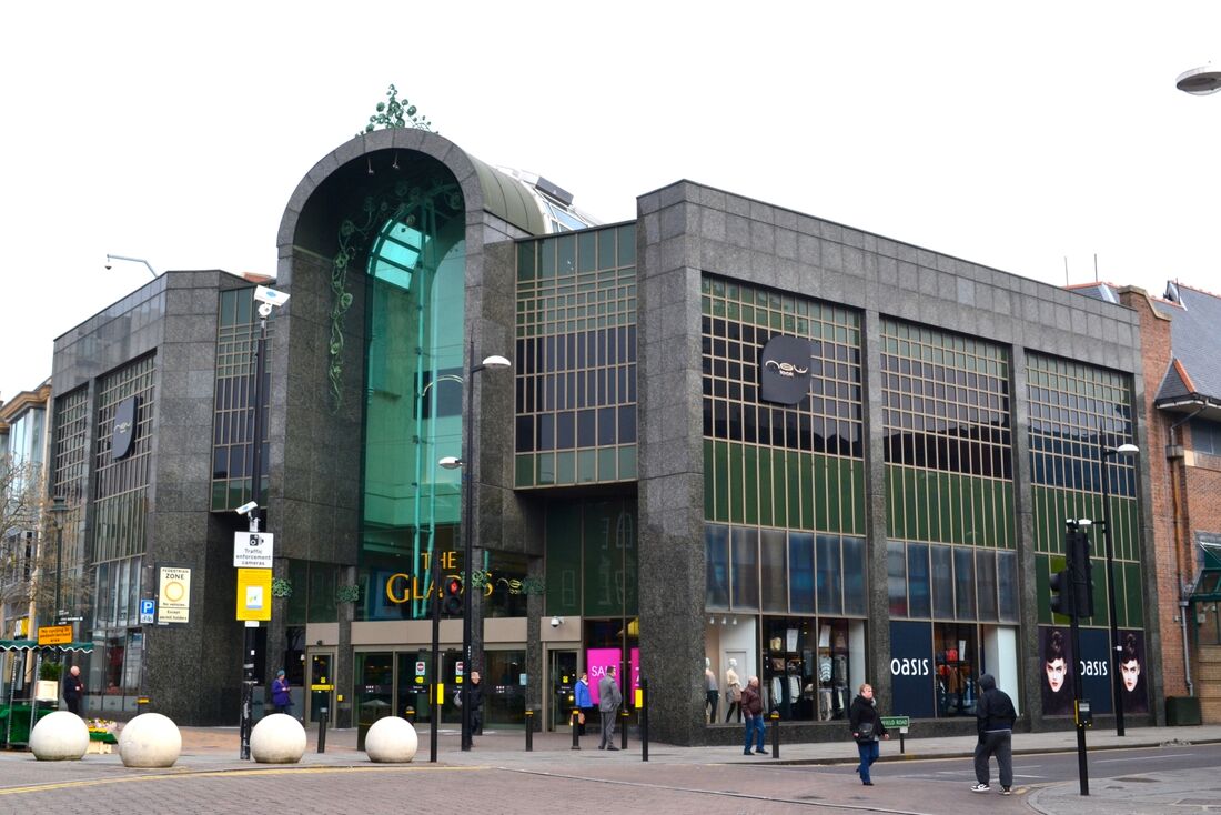 Property The Glades Shopping Centre Main 2