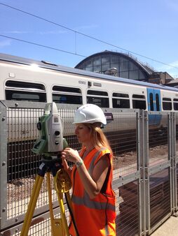 Pc Monitoring Equipment Staff Kings Cross4