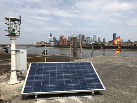 Pc Monitoring Convoys Wharf London Equipment Total Station Solar 2