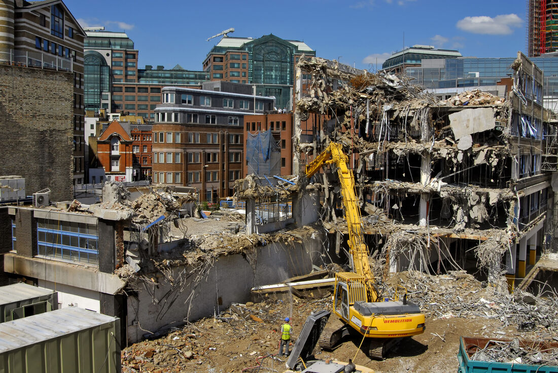 Enviro Demolition Dust Shutterstock 27377089