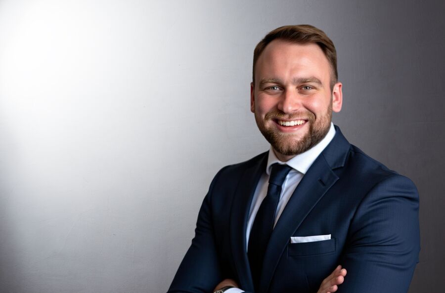 James Arnott